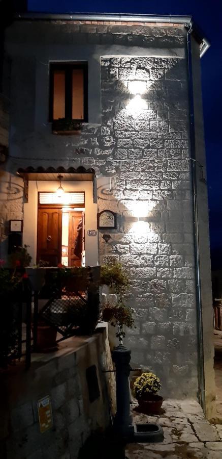 La Casa Del Pittore Di Petralia Petralia Soprana Exterior photo